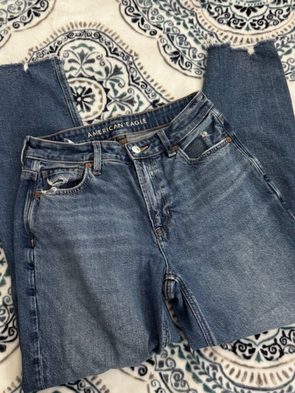 American Eagle Mom Jean Sz 4 Reg